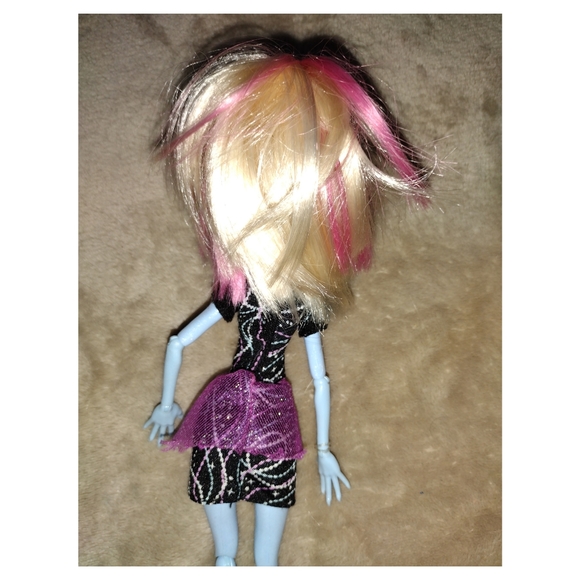 Monster High Classroom Partners Home Ick Abbey Bominable - Picture 4 of 5